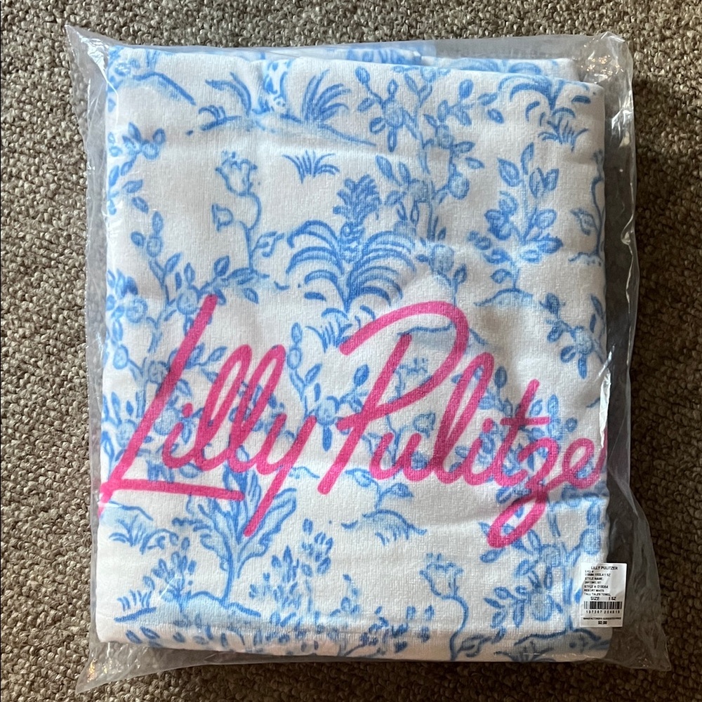 Lilly Pulitzer Tall Tales beach Towel